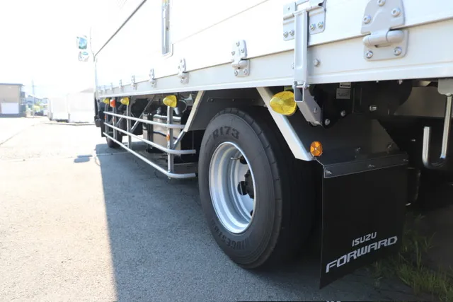 タケウチライン 保有車両の紹介 長野県 岡谷市 運送業